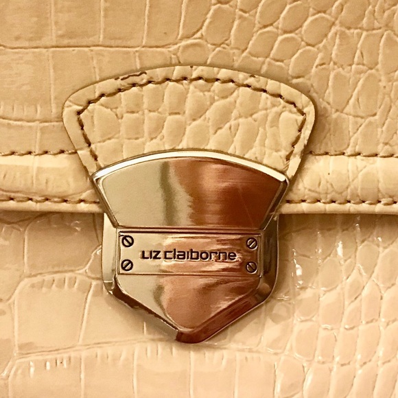 COPY - Authentic Leather Liz Claiborne Purse - Picture 5 of 5